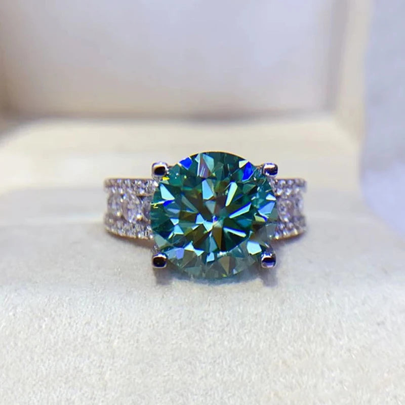 2-Carat Sterling Silver D Color VVS1 Moissanite Engagement Ring