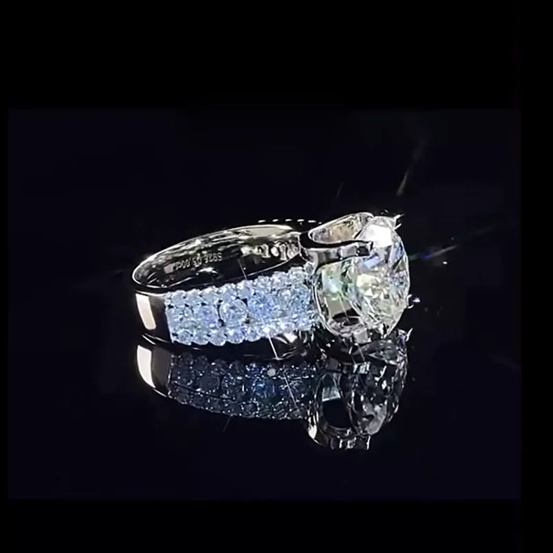 2-Carat Sterling Silver D Color VVS1 Moissanite Engagement Ring