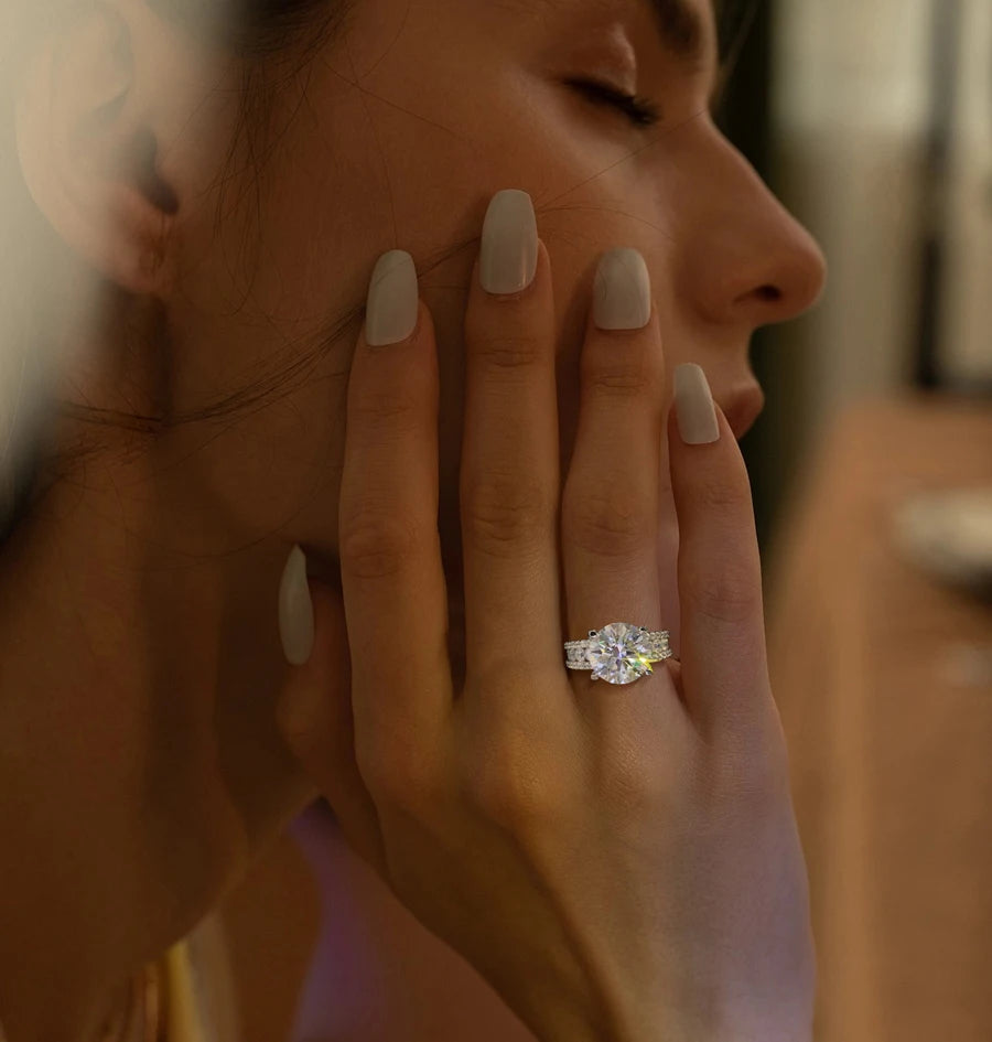 2-Carat Sterling Silver D Color VVS1 Moissanite Engagement Ring