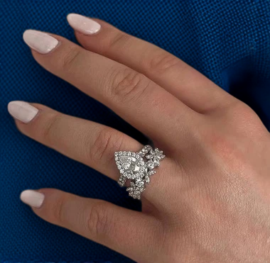 Elegant Marquise Cut CZ Ring Set - 2-Piece Bridal Style Jewelry