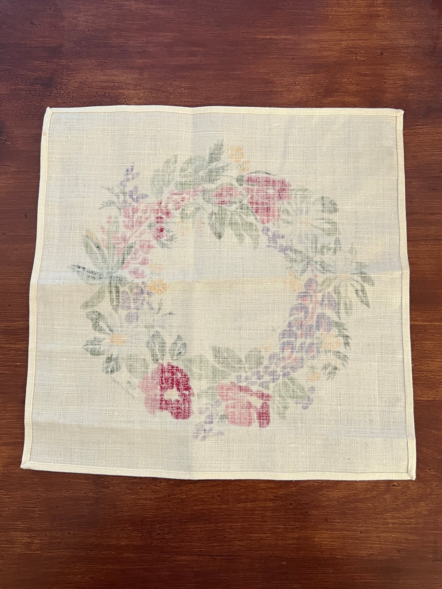 Vintage Swedish Lupinus Wreath Hand-Printed Linen Dolly by Eva Nordblom for Jobs Handtryck Leksand