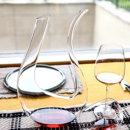 Hand-Blown Crystal Wine Decanter 1.5L - Lead-Free U-Shaped Glass Aerator for Wine & Whiskey, Premium Bar Accessories for Home Entertainment