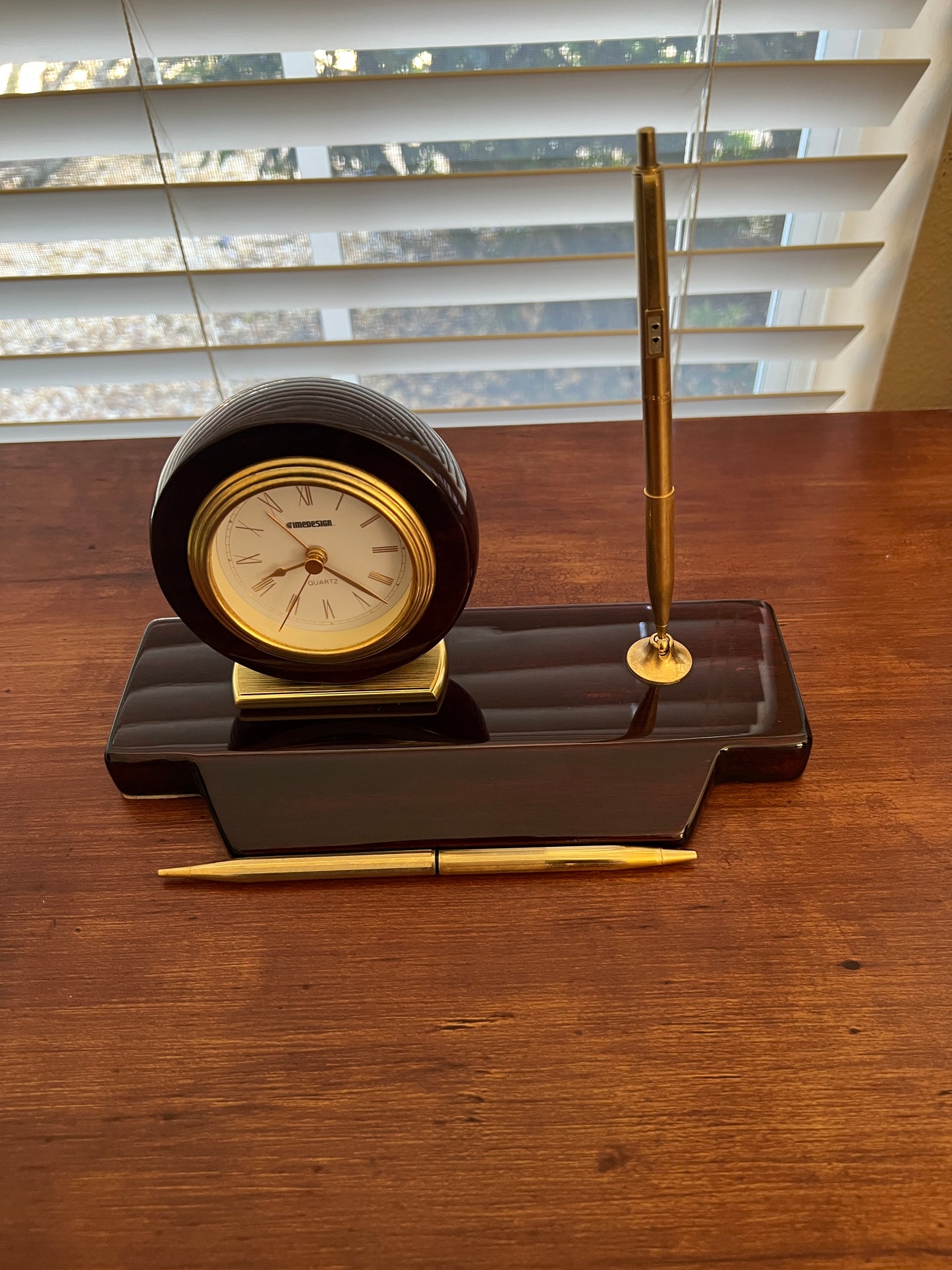 Elegant Executive: Vintage Timedesign Mahogany & Brass Desk Clock and Pen Set