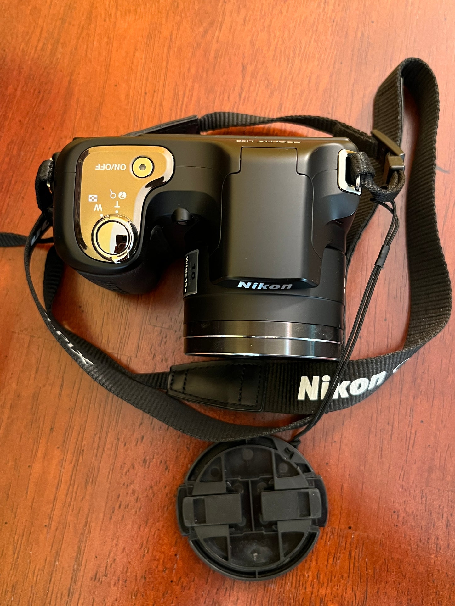 Nikon Coolpix L100 10MP Digital Camera with 15x Optical VR Zoom + Lowepro Case & Accessories