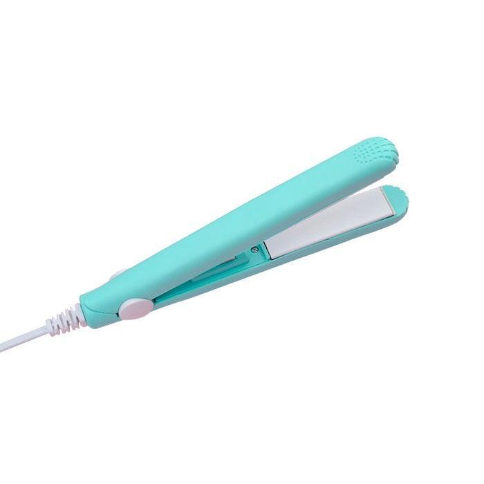 Ultra-Compact Mini Ceramic Hair Straightener – Dual Voltage Flat Iron for Travel, Fast Heat to 200°C, Portable Styling Tool for All Hair Types, Includes Storage Case